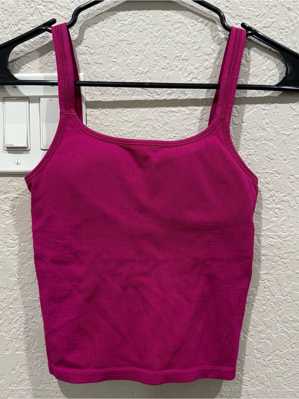 Lululemon size 4 tank